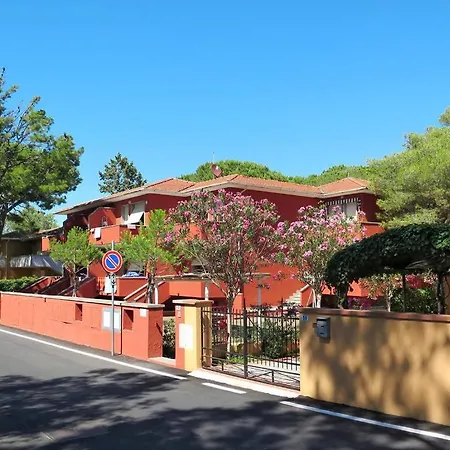 Appartamenti Campeggio Del Forte Marina Di Bibbona Exterior photo